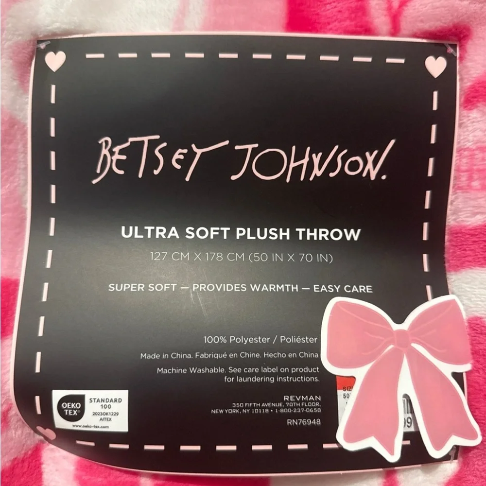 Betsey johnson Pink Halloween Throw. Blanket